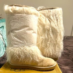 Tall Ugg Sheep skin cuff boots. Like new.